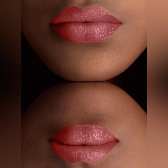 Burberry Kisses Lipstick Rose Pink No. 33 - Picture 5 of 7